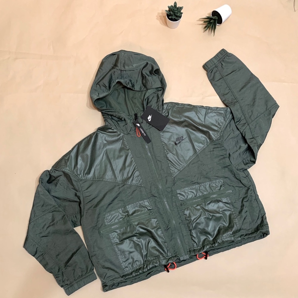 NEW Nike Women’s Cargo/Utility Jacket - Picture 2 of 6